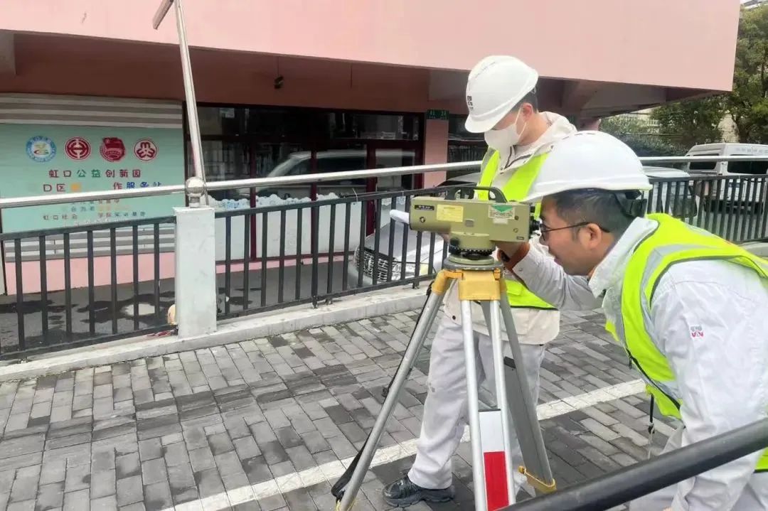 爬坡难下坡险,居民出行难题如何解? 第2张 爬坡难下坡险,居民出行难题如何解? 第2张